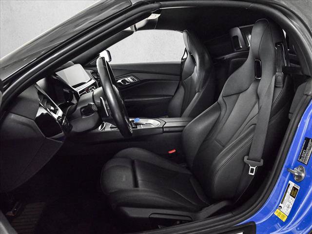 Used 2020 BMW Z4 M40i RWD image 17