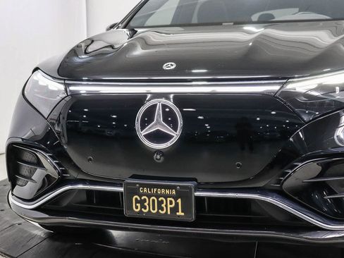 Used 2023 Mercedes-Benz EQS 580 4MATIC SUV image 8