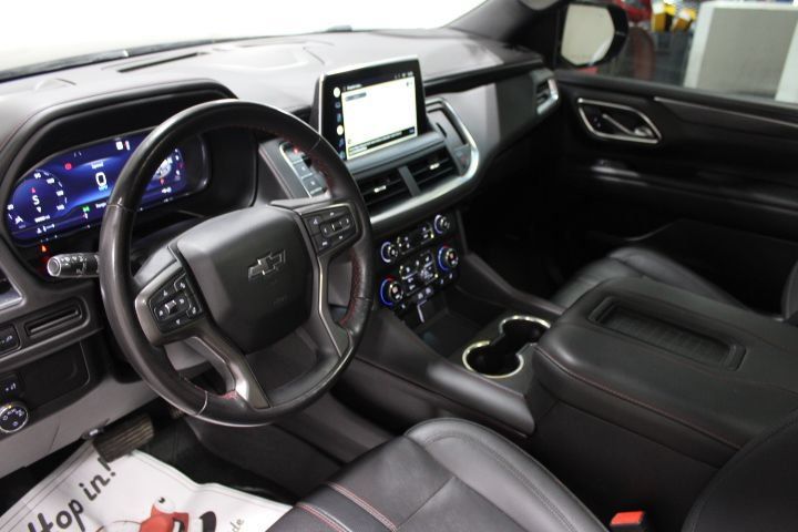 Used 2022 Chevrolet Suburban RST w/ Luxury Package AWD/4WD image 45