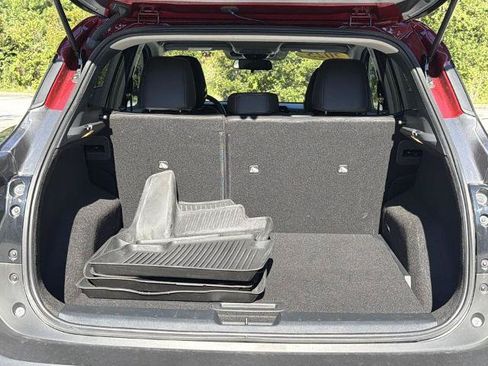 Certified 2025 Nissan Kicks SR w/ SR Premium Package FWD image 26