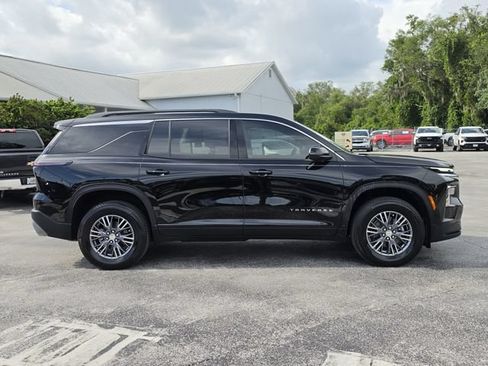New 2026 Chevrolet Traverse LT FWD image 3