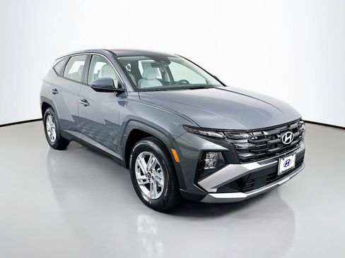 New 2026 Hyundai Tucson SE image 3