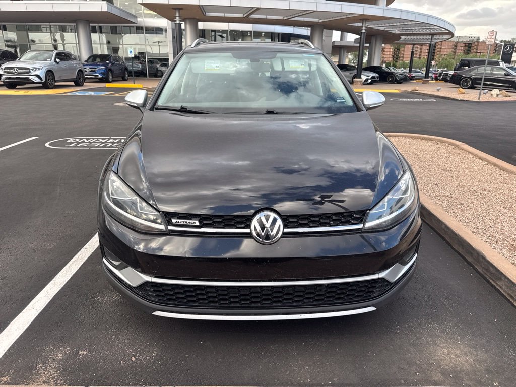 Used 2019 Volkswagen Golf Alltrack S AWD/4WD image 2