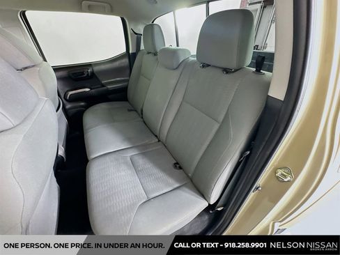Used 2019 Toyota Tacoma SR5 AWD/4WD image 22