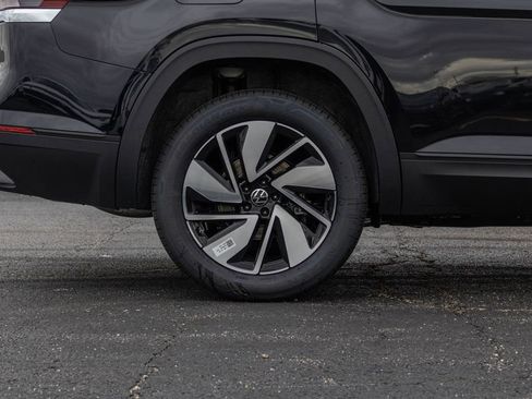 New 2026 Volkswagen Atlas SE image 44