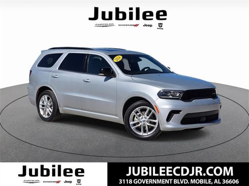 Used 2024 Dodge Durango GT image 1