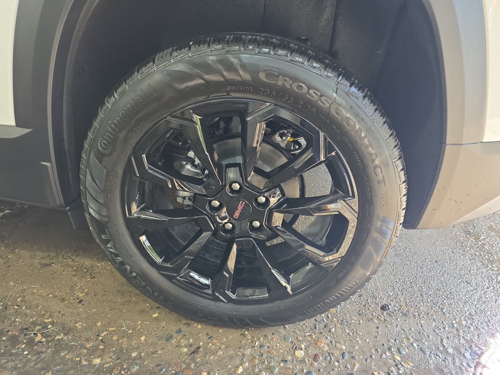 New 2027 GMC Terrain Elevation w/ Elevation Premium Package AWD/4WD image 31