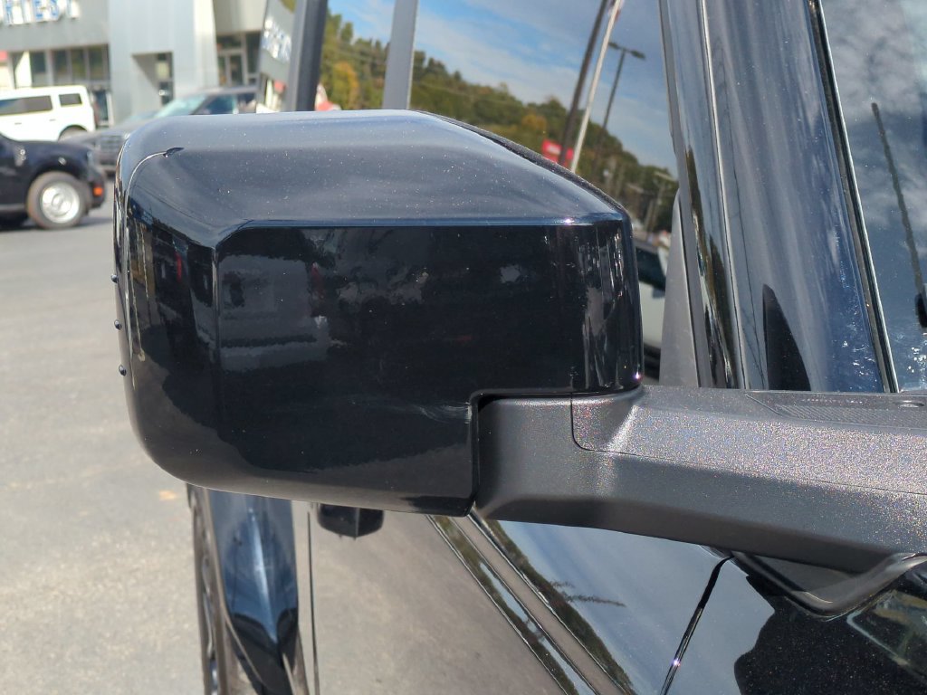 Used 2024 Ford Bronco Outer Banks AWD/4WD image 14