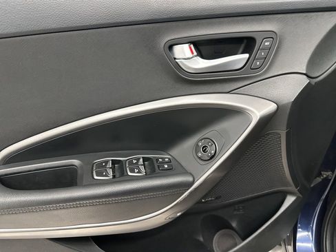 Used 2018 Hyundai Santa Fe Limited image 12