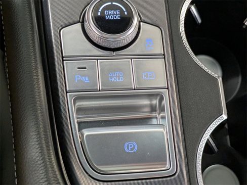 New 2025 Genesis G70 2.5T w/ Sport Prestige Package image 28