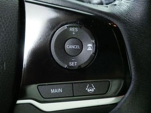 Used 2020 Honda Pilot Touring image 26