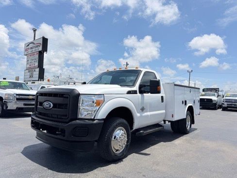 Used 2011 Ford F350 XL w/ PWR Equipment Group AWD/4WD image 2