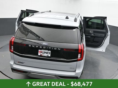 Used 2025 Ford Expedition Max Platinum AWD/4WD image 73