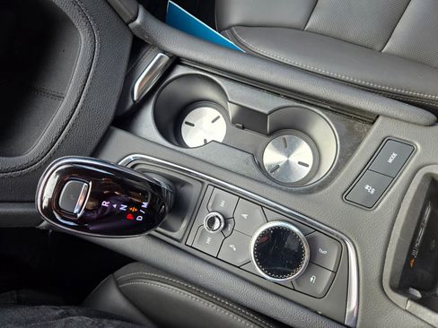 Used 2023 Cadillac XT6 Premium Luxury image 37