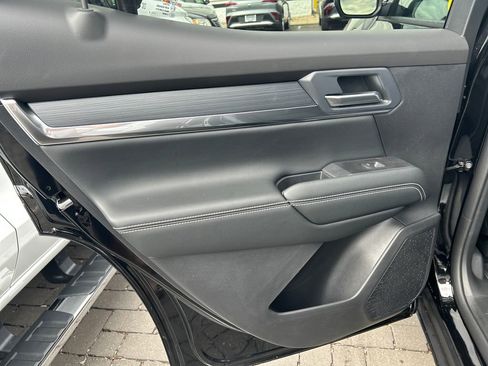New 2026 GMC Terrain Elevation w/ Black Edition FWD image 32