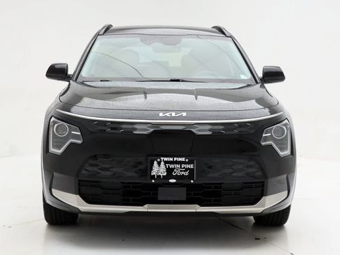 Used 2024 Kia Niro Wind w/ Wind Preserve Package FWD image 4