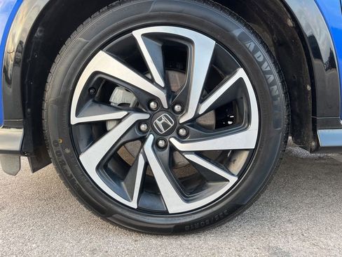 Used 2021 Honda HR-V Sport image 12