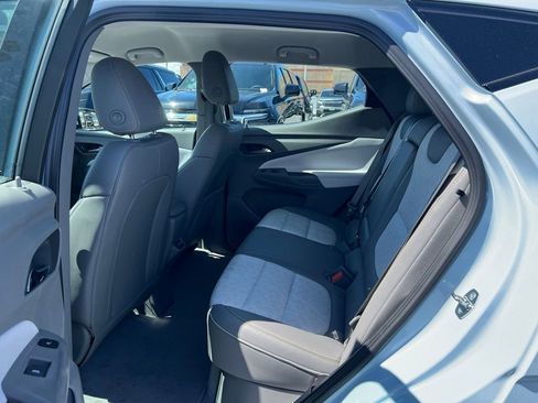 Used 2023 Chevrolet Bolt EUV Premier FWD image 9