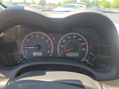 Used 2013 Toyota Corolla L FWD image 10