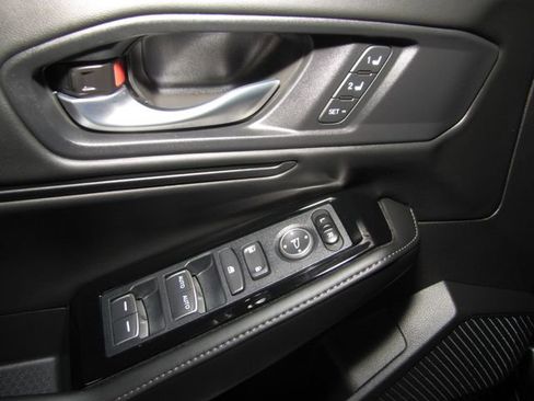 Certified 2025 Honda Accord Touring image 11