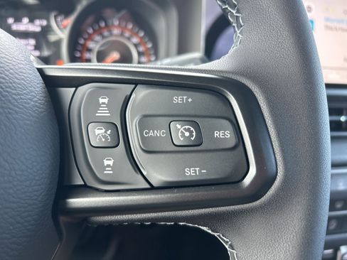 New 2026 Jeep Gladiator Sport image 17