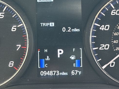 Used 2019 Mitsubishi Outlander LE AWD/4WD image 23