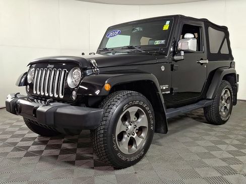 Used 2018 Jeep Wrangler Sahara w/ Connectivity Group image 5