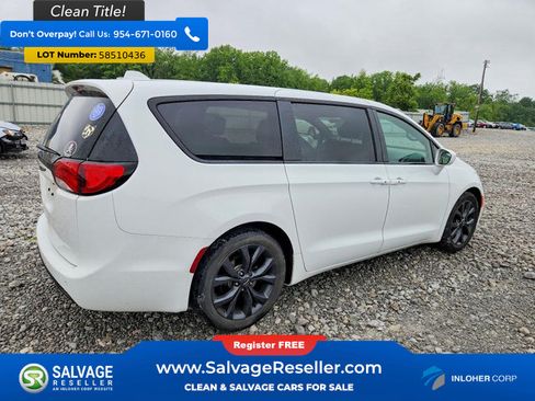 Used 2018 Chrysler Pacifica Touring Plus w/ S Appearance Package FWD image 4