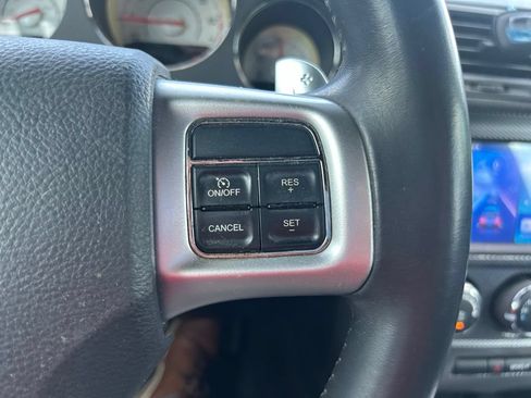 Used 2014 Dodge Challenger R/T RWD image 14