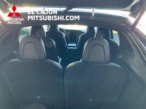 Used 2018 Tesla Model X 75D AWD/4WD image 5