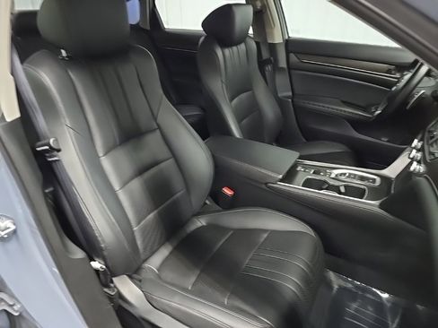 Used 2022 Honda Accord Touring image 15