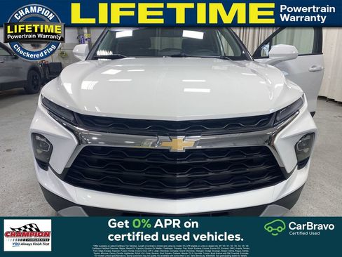 Used 2025 Chevrolet Blazer LT FWD image 32