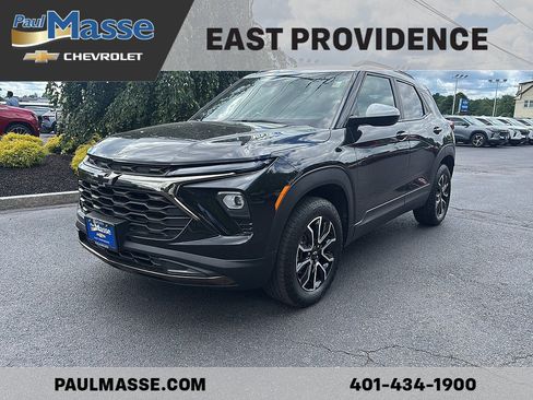 Used 2024 Chevrolet TrailBlazer ACTIV w/ Convenience Package AWD/4WD image 1