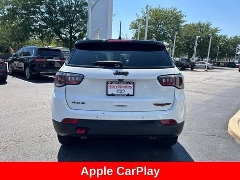 Used 2025 Jeep Compass Trailhawk AWD/4WD image 6