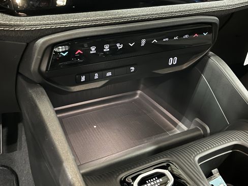 New 2026 Jeep Cherokee Laredo AWD/4WD image 24