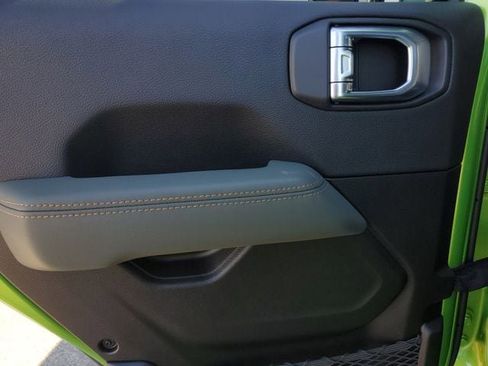 New 2026 Jeep Gladiator Mojave image 17