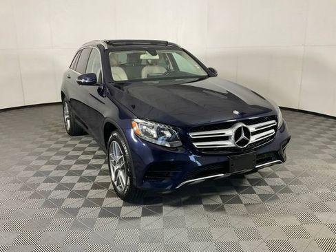 Used 2016 Mercedes-Benz GLC 300 4MATIC image 3
