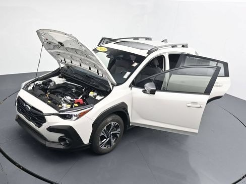 Used 2024 Subaru Crosstrek 2.0i Premium AWD/4WD image 40
