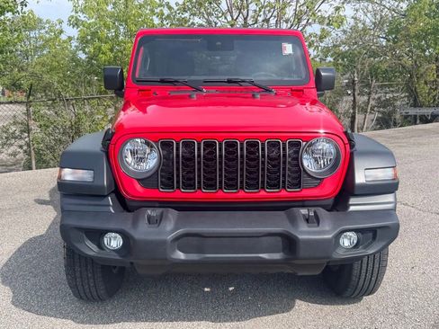 Used 2024 Jeep Wrangler Unlimited Sport AWD/4WD image 8