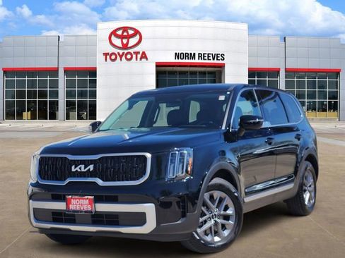 Used 2025 Kia Telluride LX FWD image 1