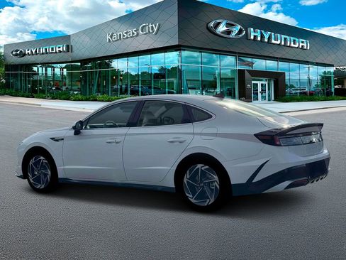 New 2026 Hyundai Sonata SEL AWD/4WD image 4