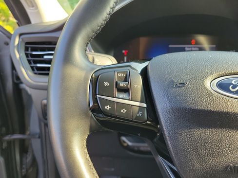 Used 2024 Ford Escape Active AWD/4WD image 22