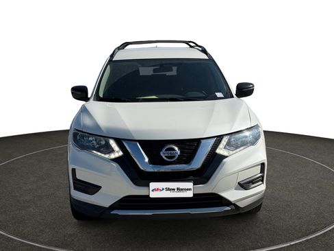 Used 2017 Nissan Rogue SV w/ Midnight Edition Package image 9