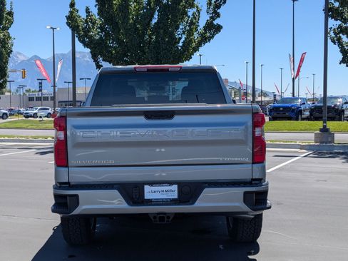 New 2025 Chevrolet Silverado 1500 Custom image 4