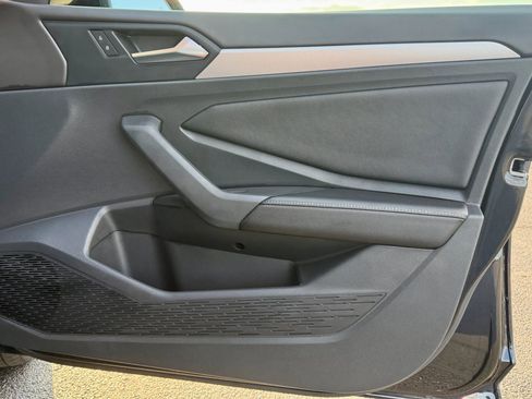 Used 2024 Volkswagen Jetta S image 32