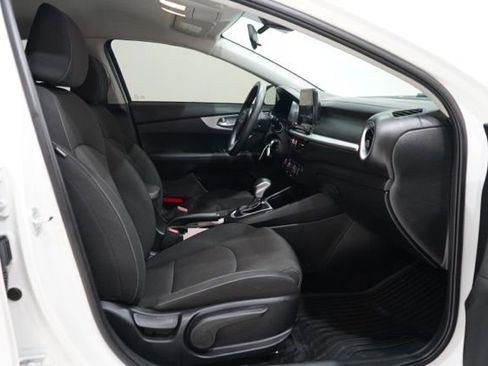 Used 2024 Kia Forte LXS w/ LXS Technology Package image 33