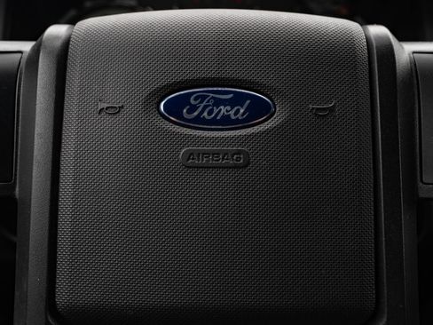 Used 2014 Ford Expedition EL Limited w/ Equipment Group 301A AWD/4WD image 32