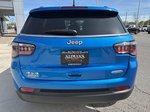 Used 2024 Jeep Compass Latitude AWD/4WD image 6