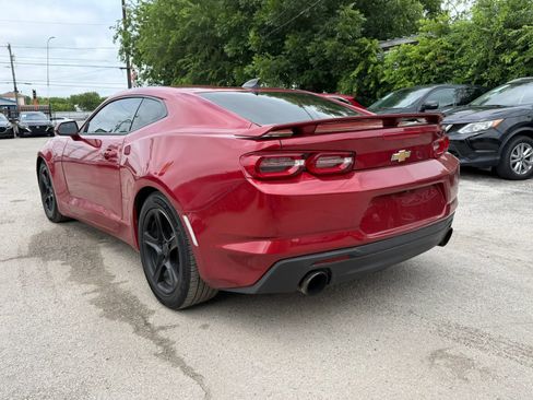Used 2020 Chevrolet Camaro LT RWD image 9