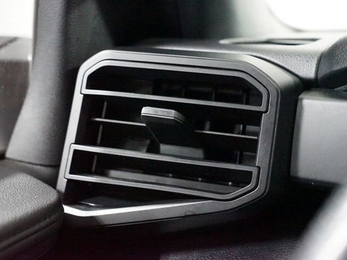 Used 2025 Toyota Tundra SR image 25